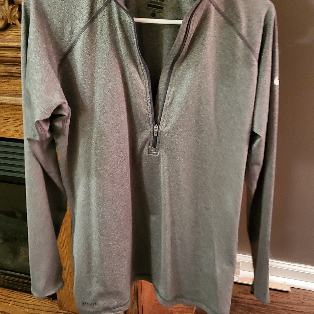 NIKE dry fit top